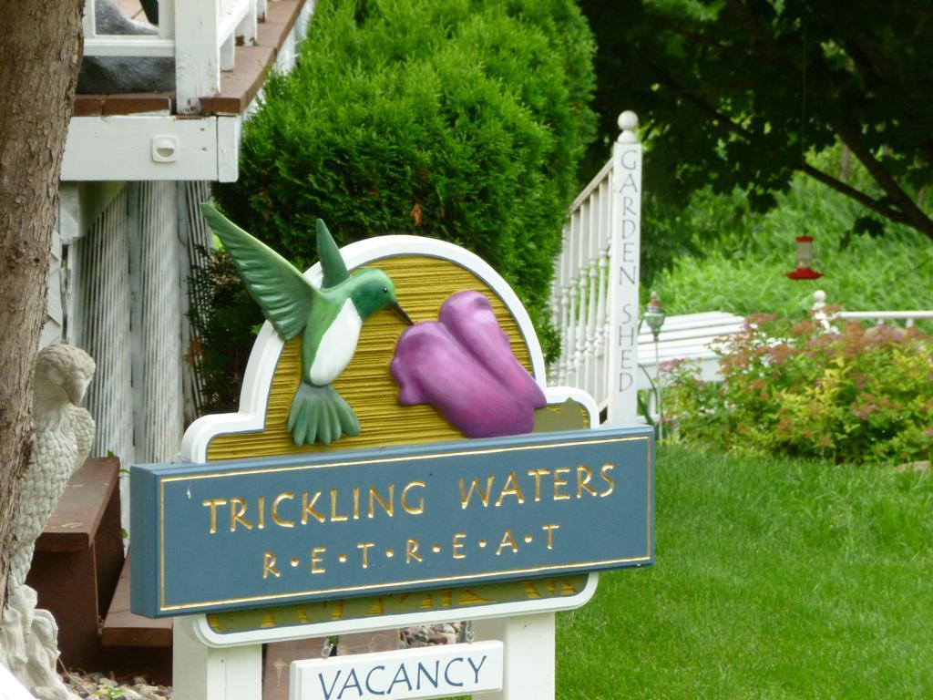 Villa Trickling Waters Retreat Marquette Exterior foto